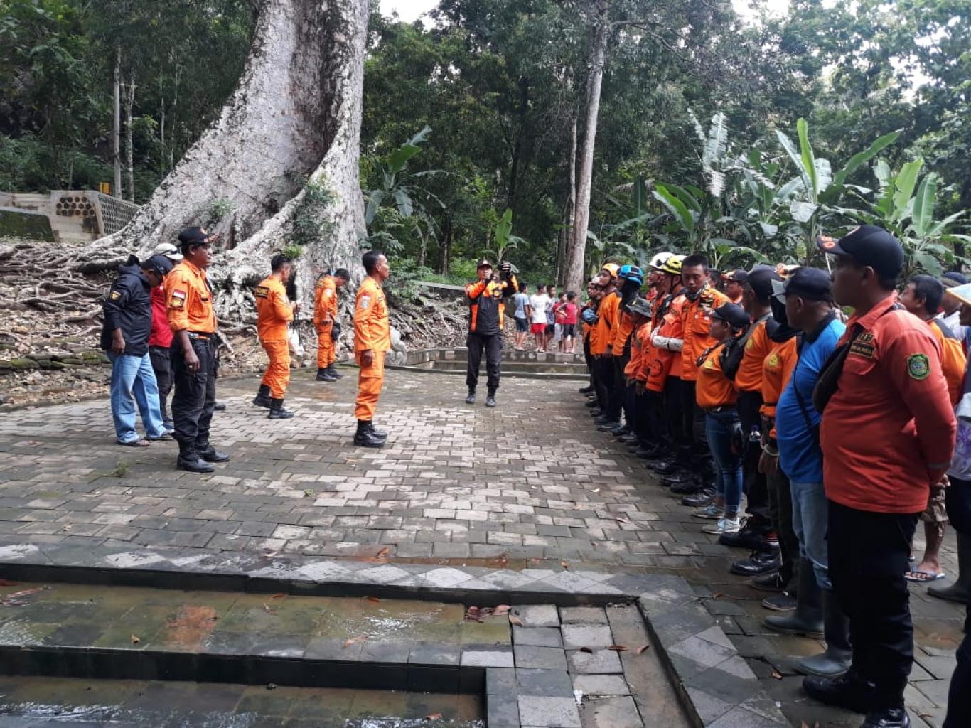 APEL GABUNGAN PENUTUPAN PENCARIAN WARGA POYAHAN RT 03